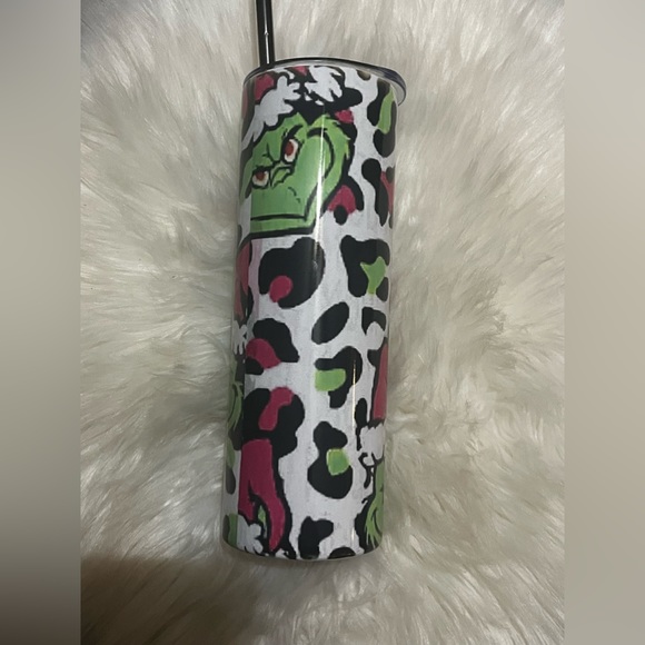 Grinch Cheetah Print Tumbler - Picture 4 of 5